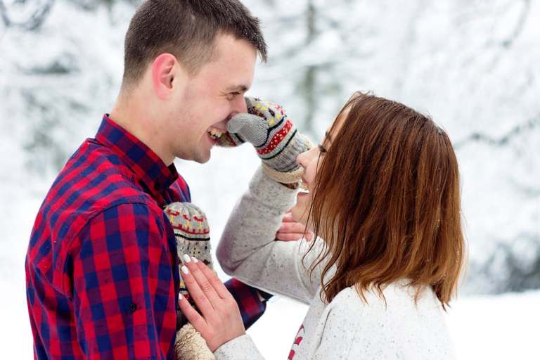 homme-femme-neige