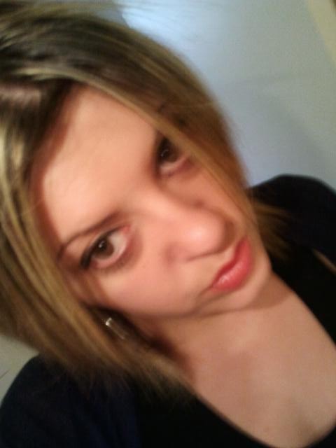 angela2403