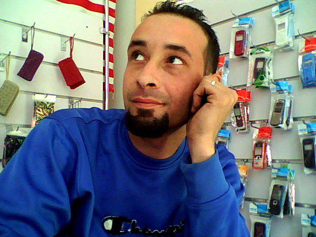 bily75