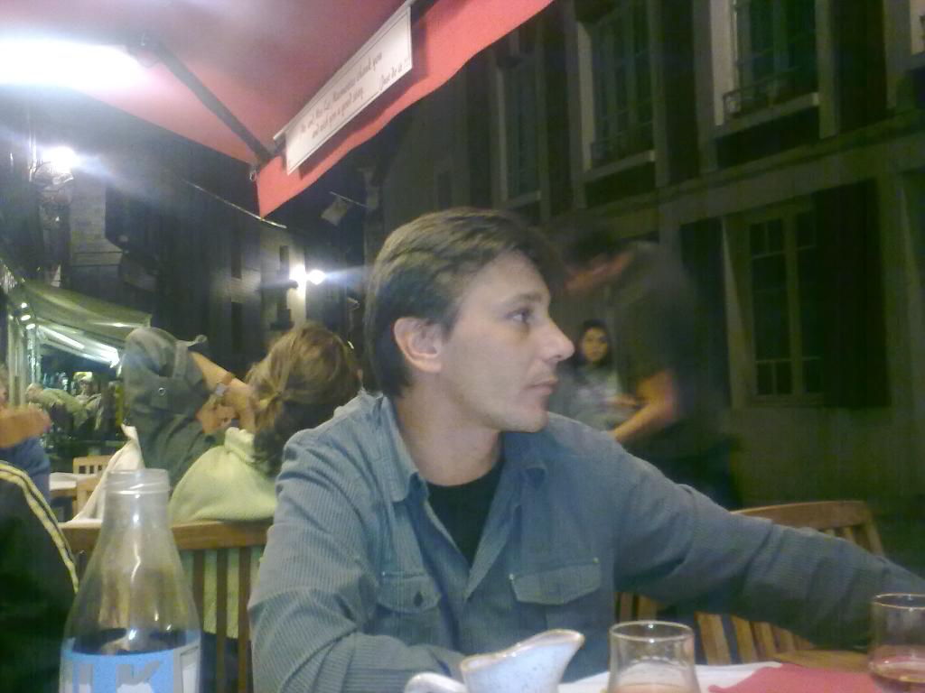 ayello