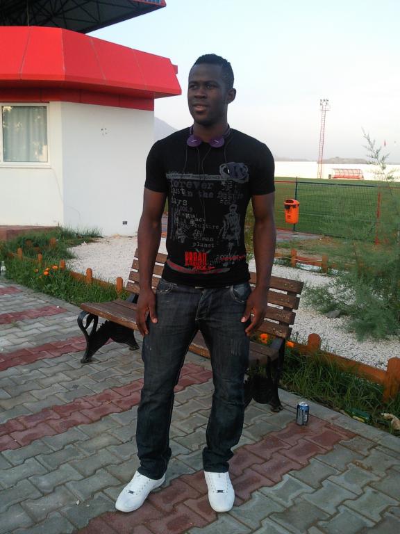 chrislarabi