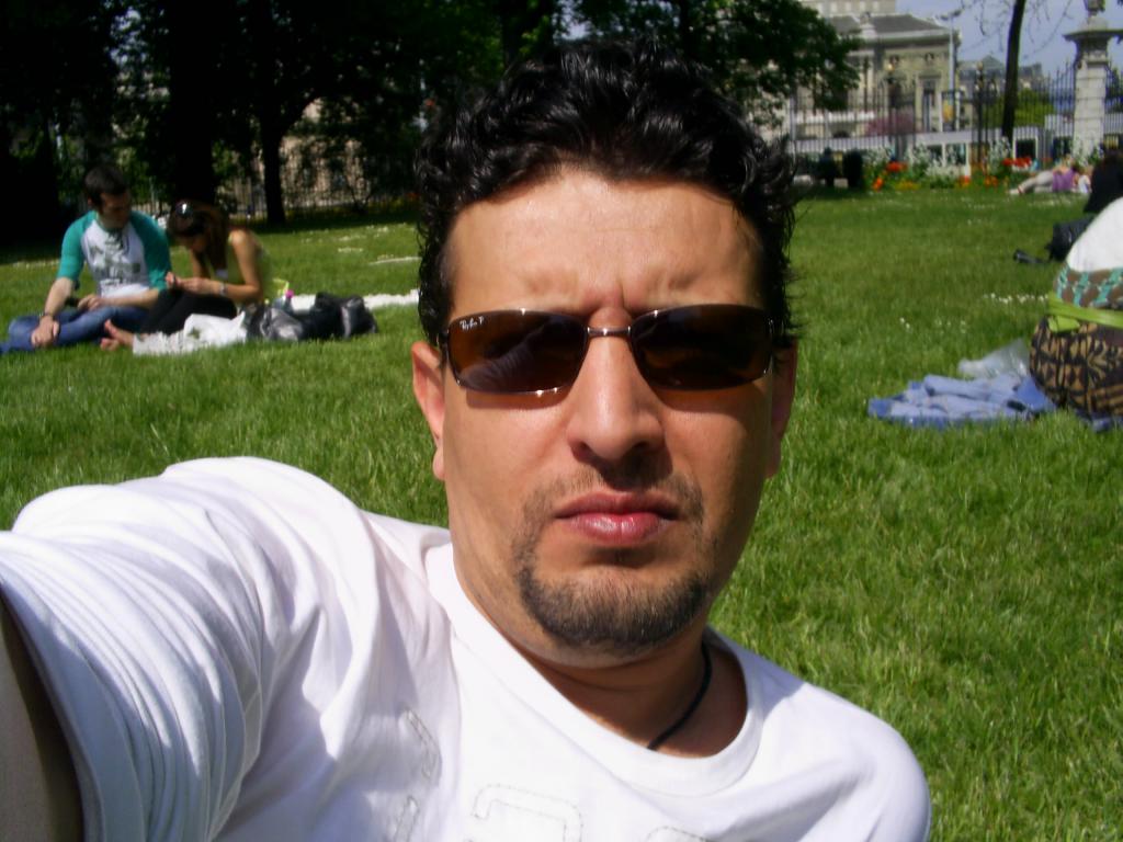 nino18000