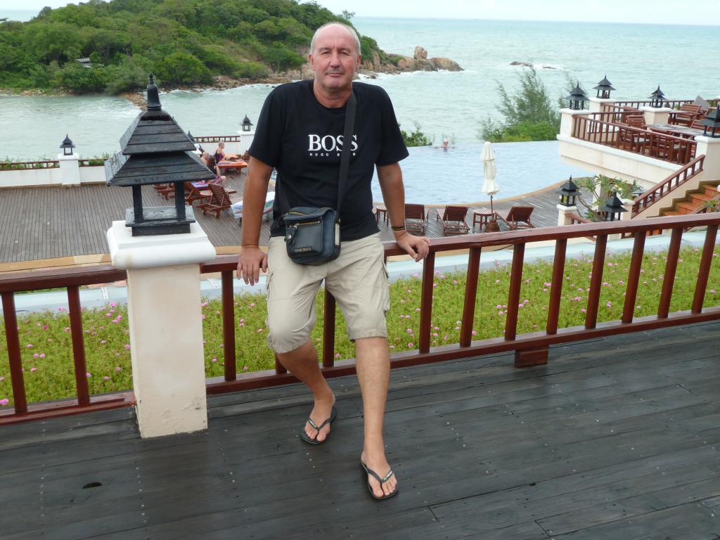 phiphi83