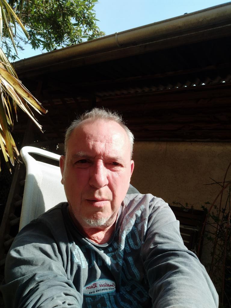 homme 58 ans cherche femme rencontrer une fille a cotonou