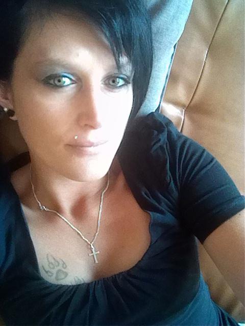 brunette76