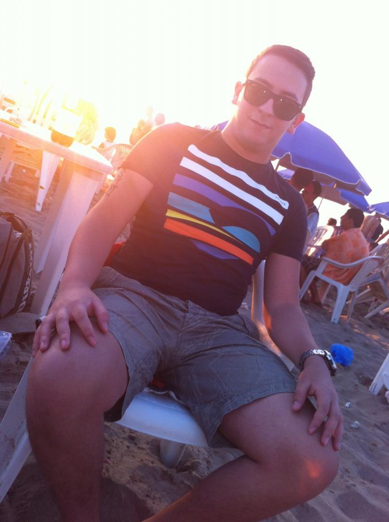 nassim8989