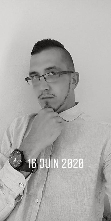 Julien689