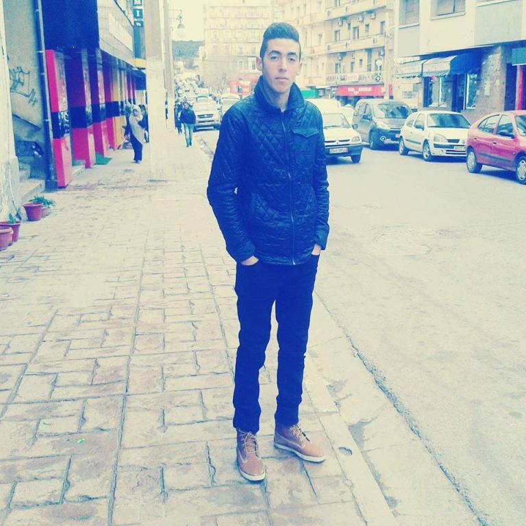 Yacine7480