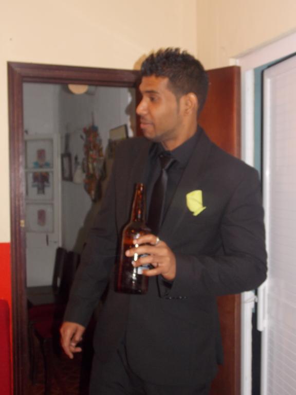 james002300