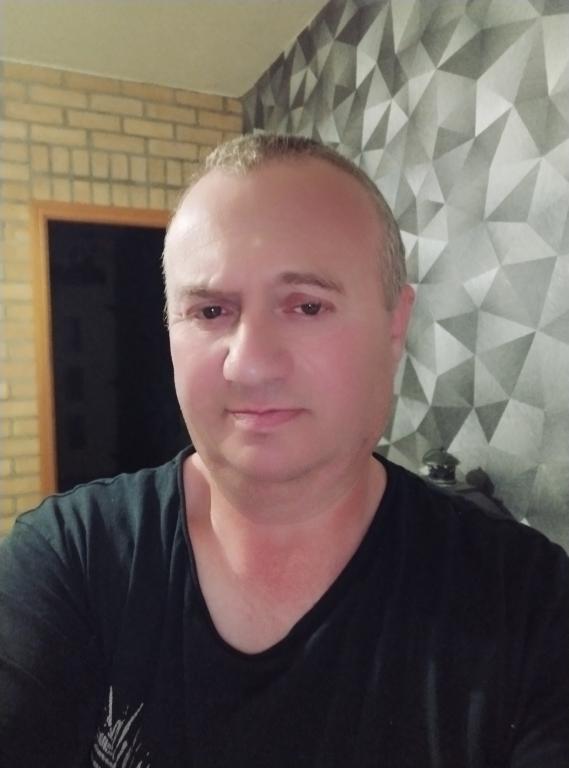 Bahut1972