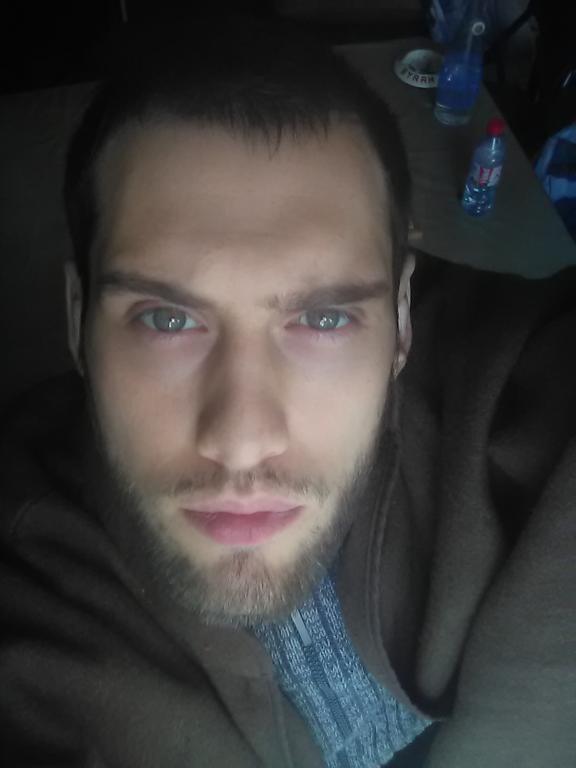 Chris18200