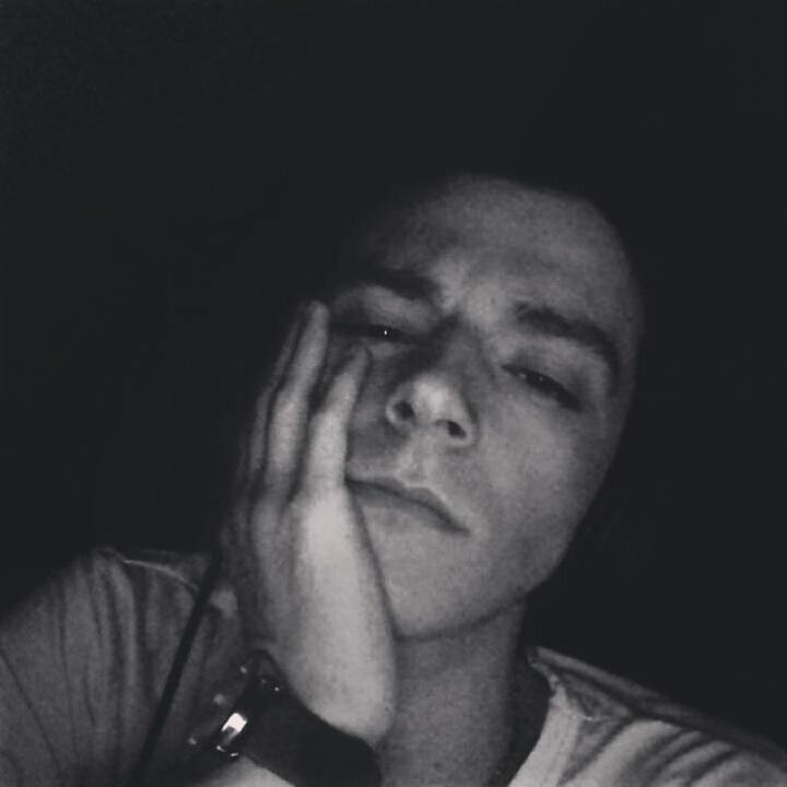 alex449876