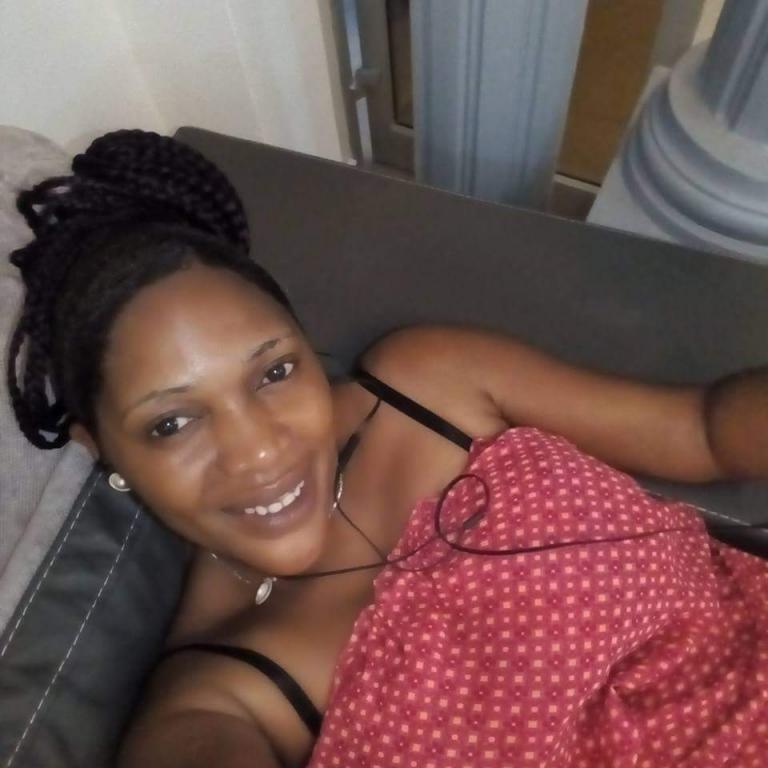 Evelyne77