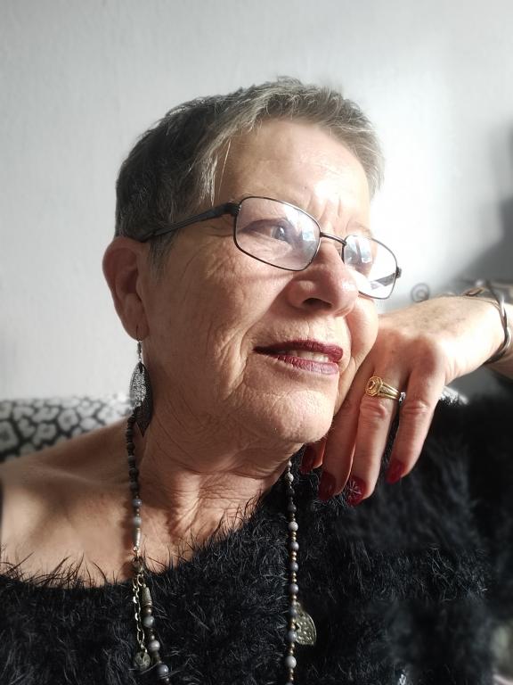 Rencontre femme sénior de 70 ans et plus! C'est 100% gratuit