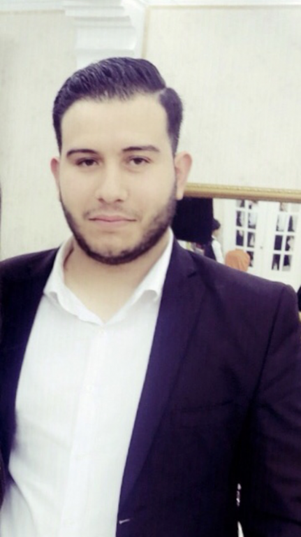 Yacine18