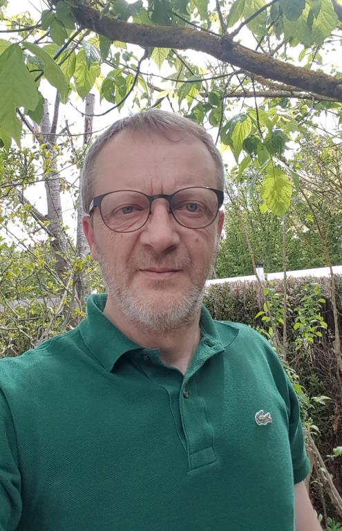 Me27000