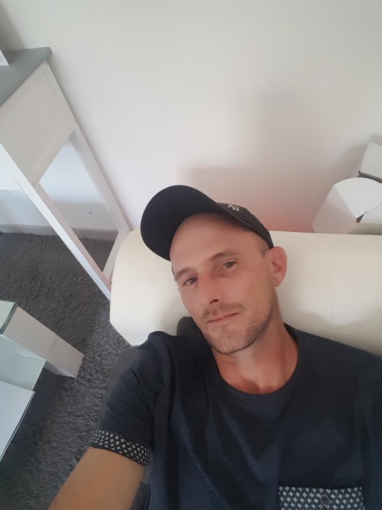 Yann02300