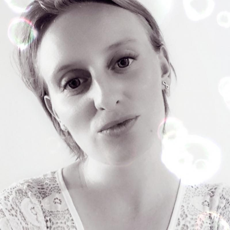 Alexandra08200