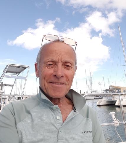 Rencontre avec Pierre Le Coq, champion du monde de planche à voile en route pour RIO 2016