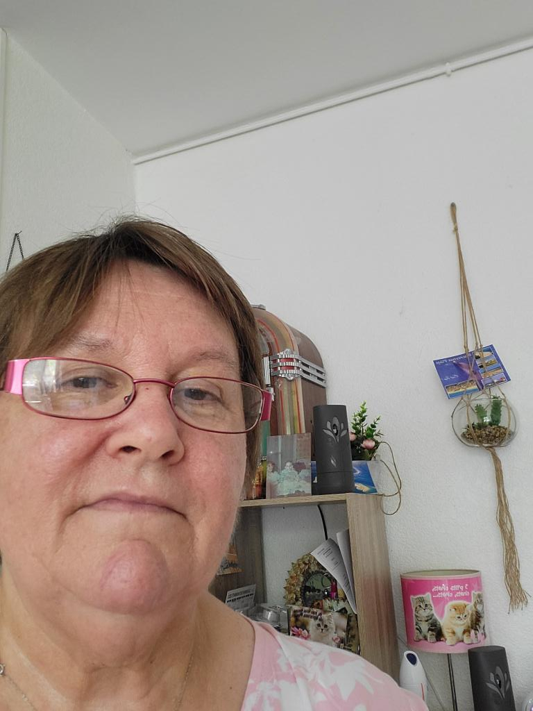 rencontres de femmes seniors en limousin rencontre femmes kais