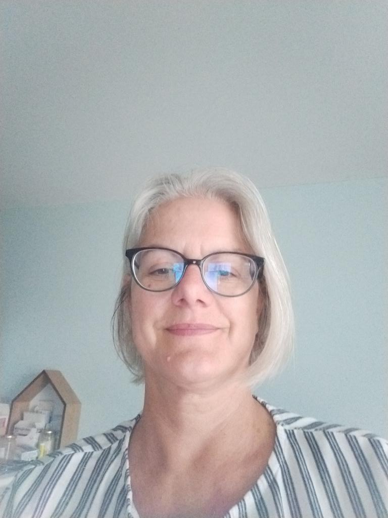 Caroleb76