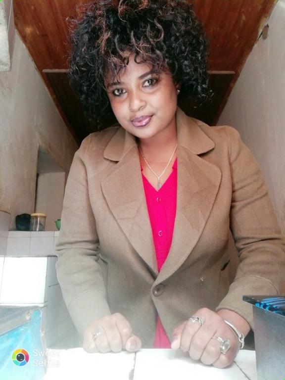 Nazira28