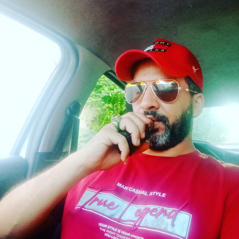 Atef77