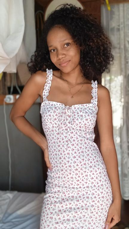AnnieAngia