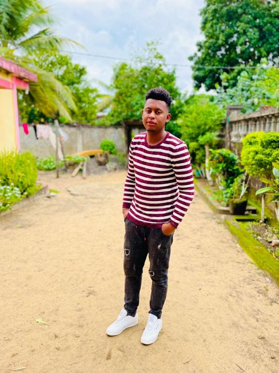 Yandi99