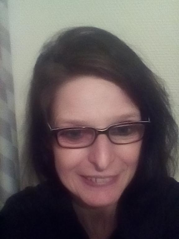 Brunette53